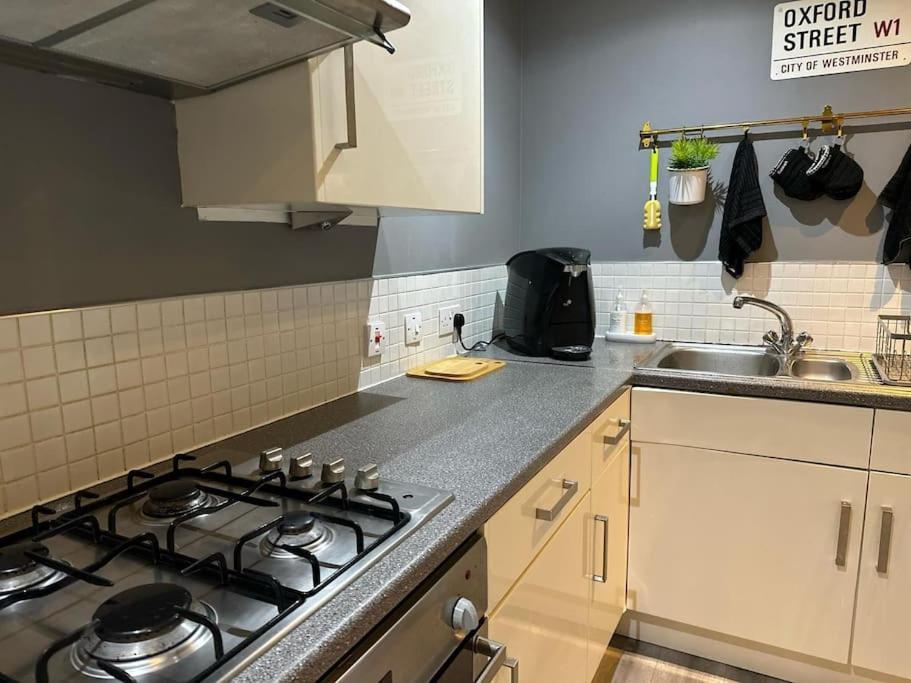 Stunning Luxury Croydon Apartment Gatwick Airport Close Purley Dış mekan fotoğraf