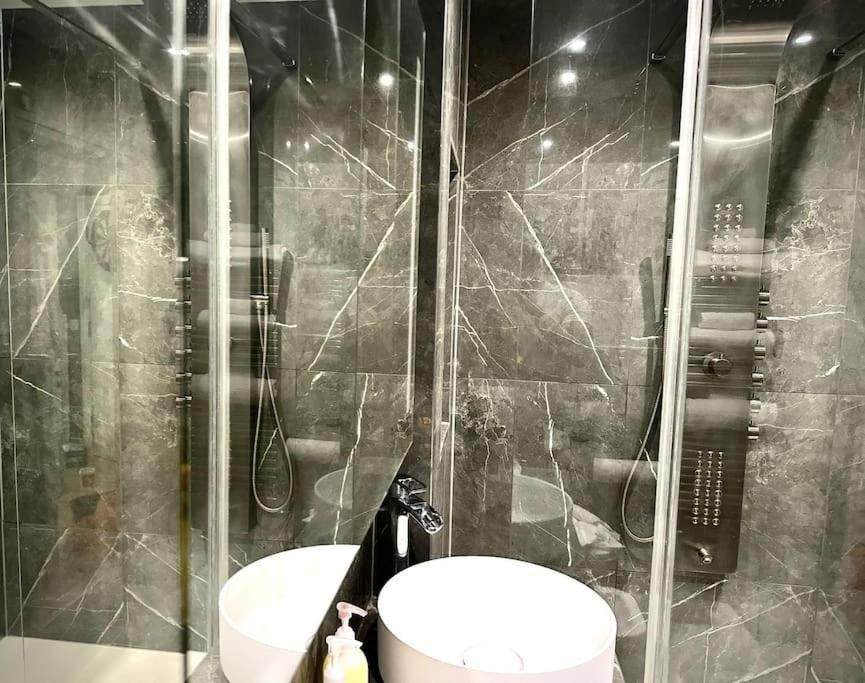 Stunning Luxury Croydon Apartment Gatwick Airport Close Purley Dış mekan fotoğraf